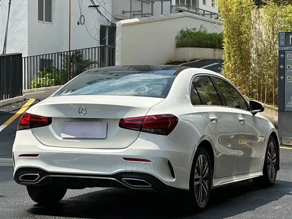 Mercedes-Benz A-Class 2019 — фото 6