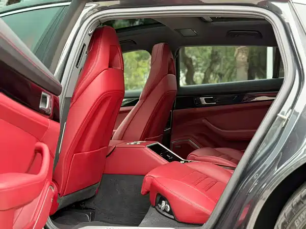 Porsche Panamera 2019