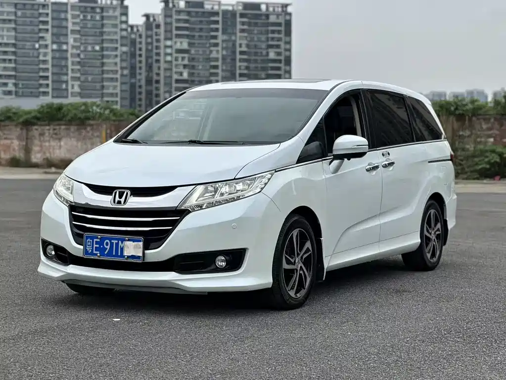 Honda Odyssey 2018 — фото 1