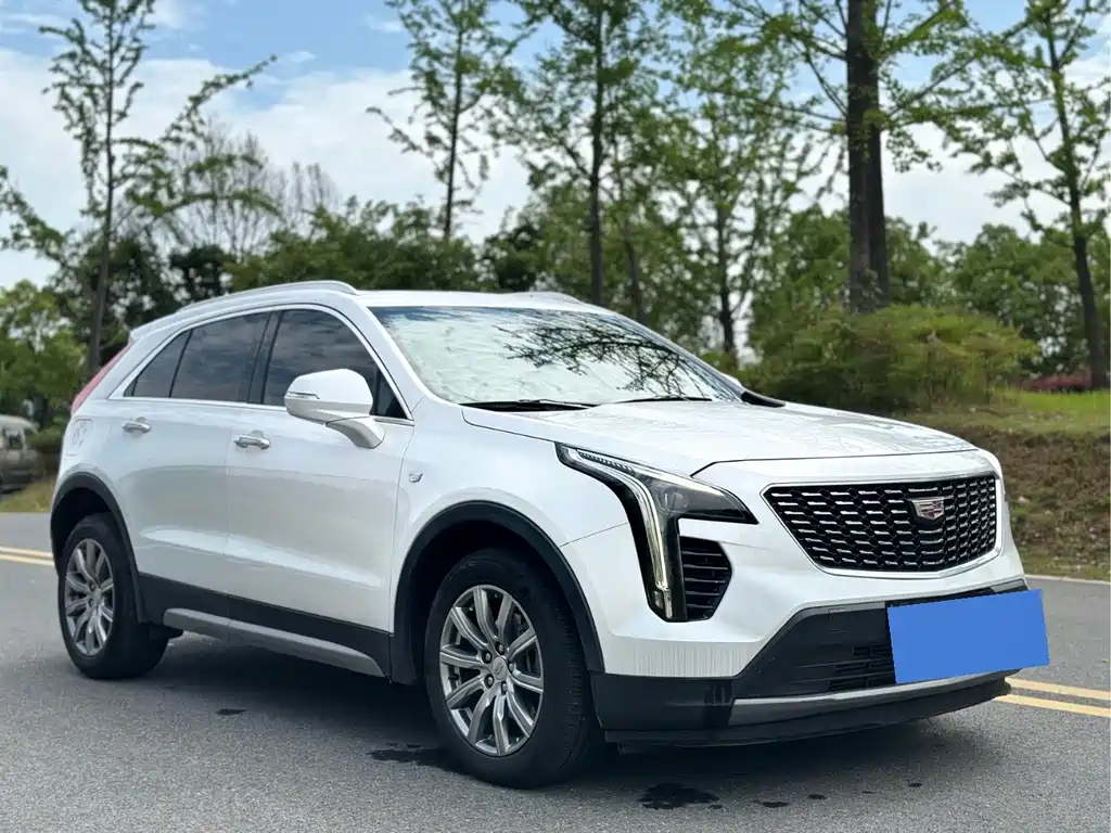 Cadillac XT4 2021 — фото 3