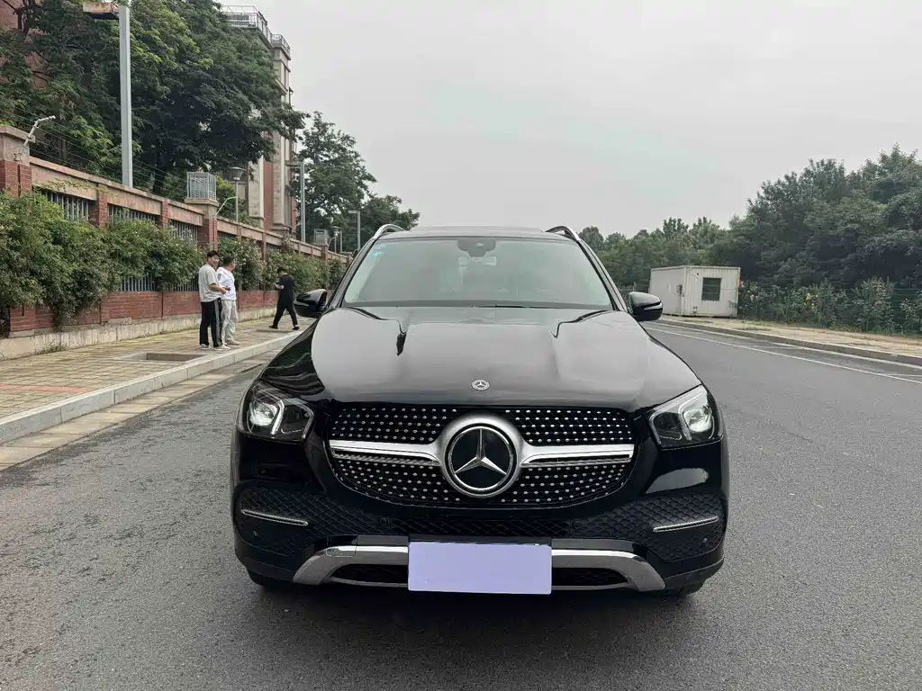 Mercedes-Benz GLE 2020 — фото 2