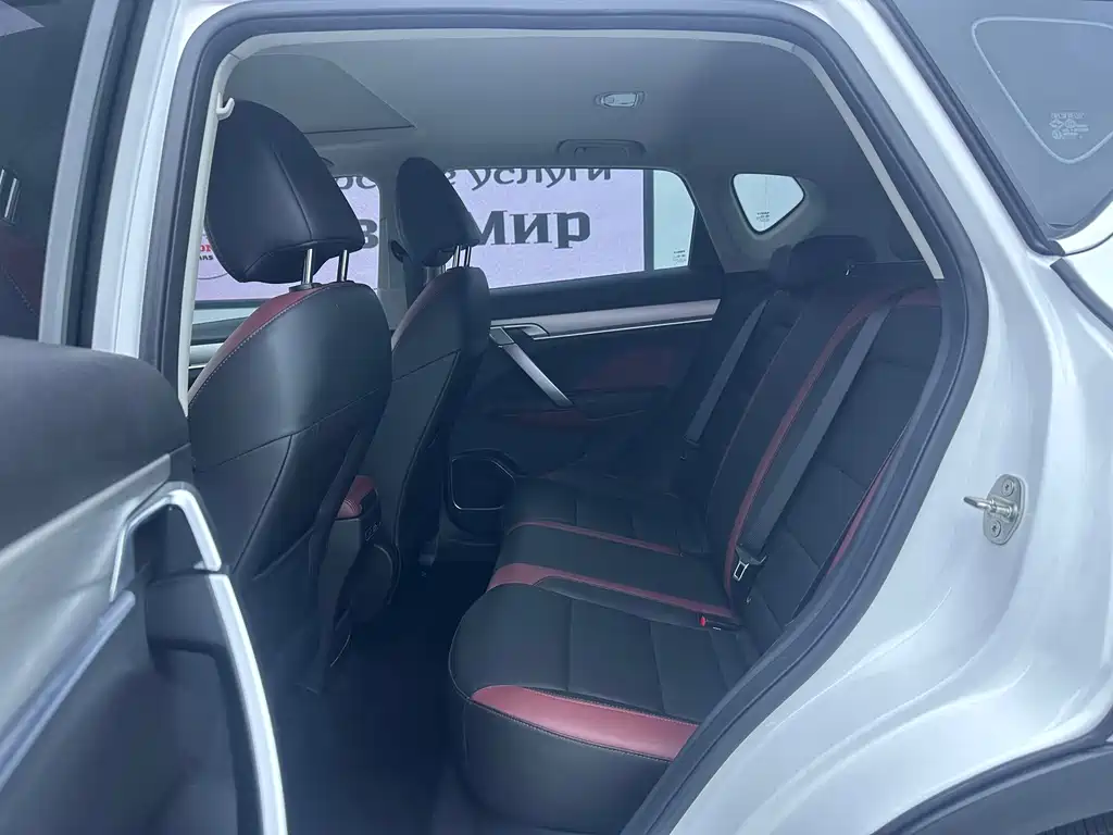 Geely Binyue 2022