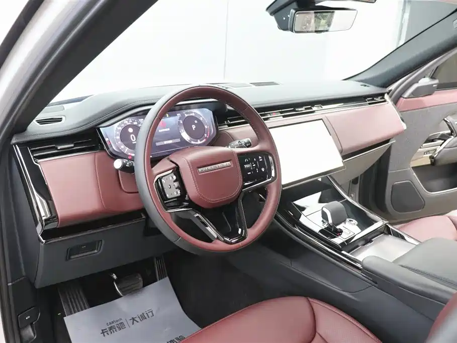 Land Rover Sport 2024 — фото 13