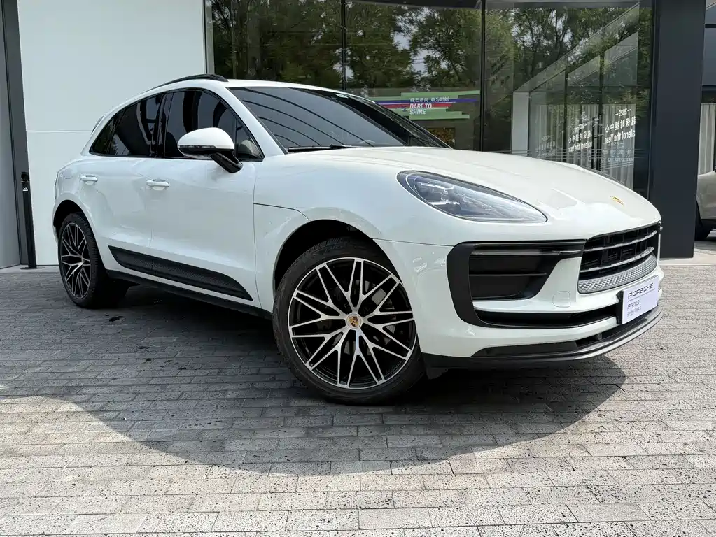 Porsche Macan 2023 — фото 3