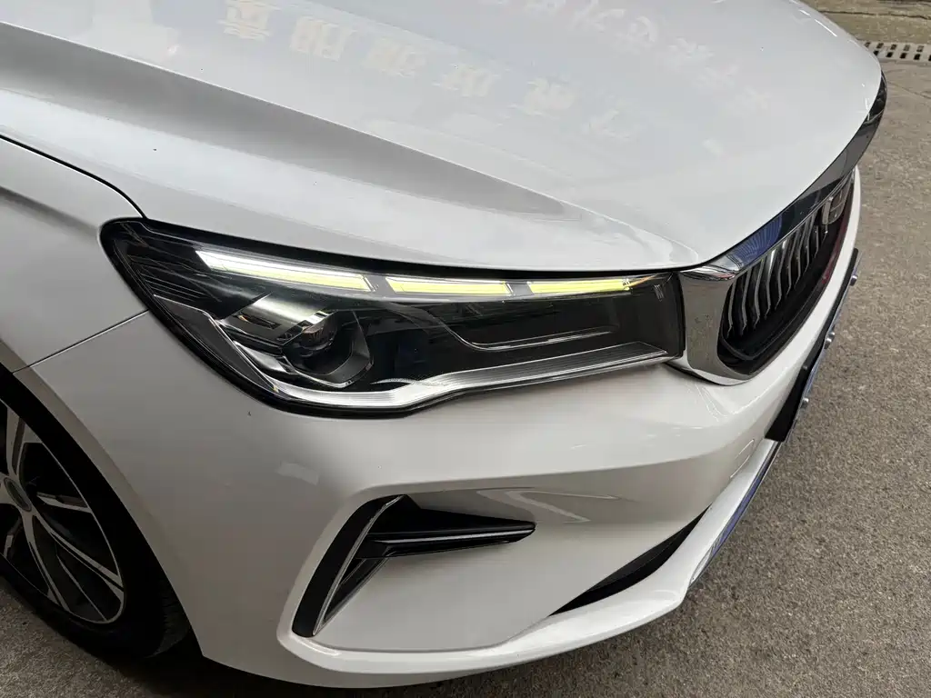 Geely Emgrand 2022 — фото 15