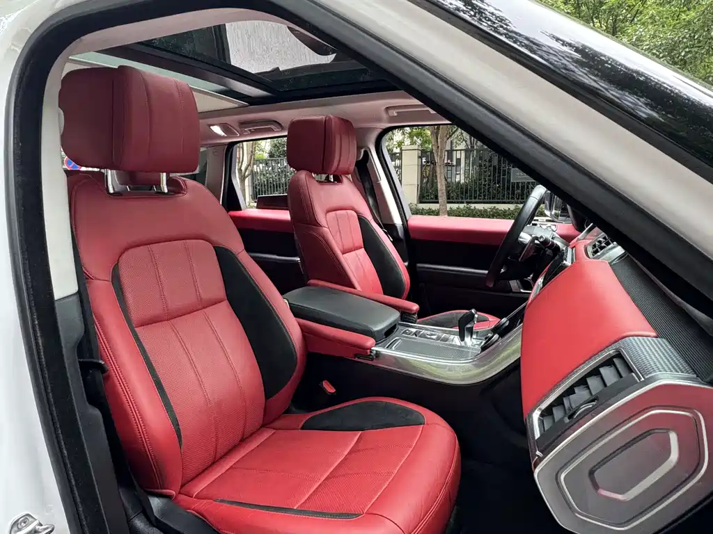 Land Rover Sport 2020 — фото 11