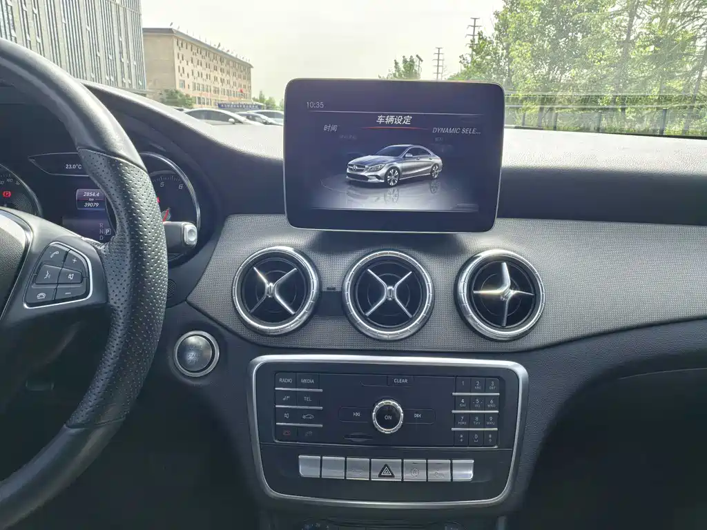Mercedes-Benz CLA 2019