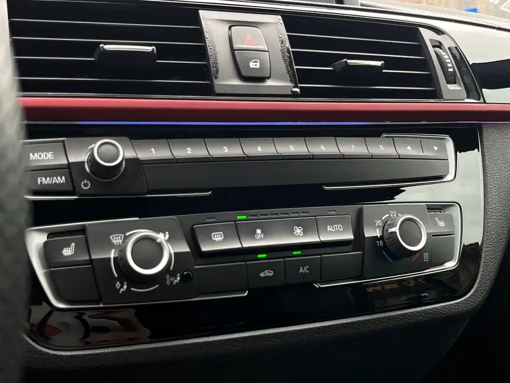 BMW 2 Series 2017 — фото 16
