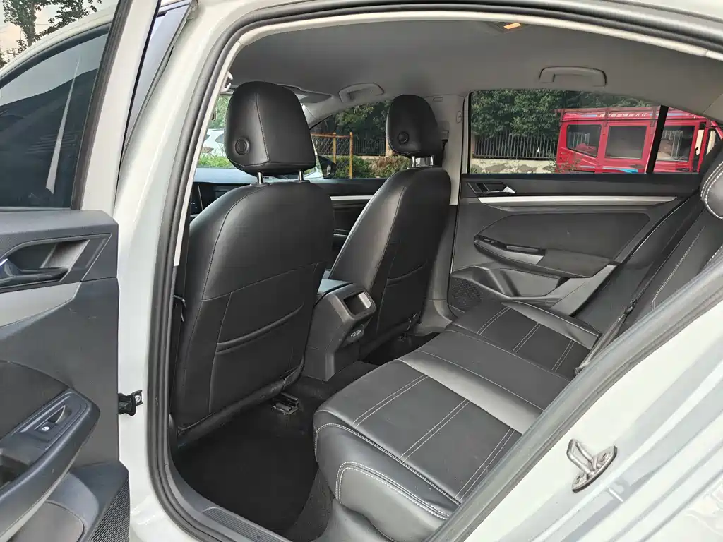 Volkswagen Bora 2021