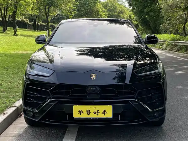 Lamborghini Urus 2022