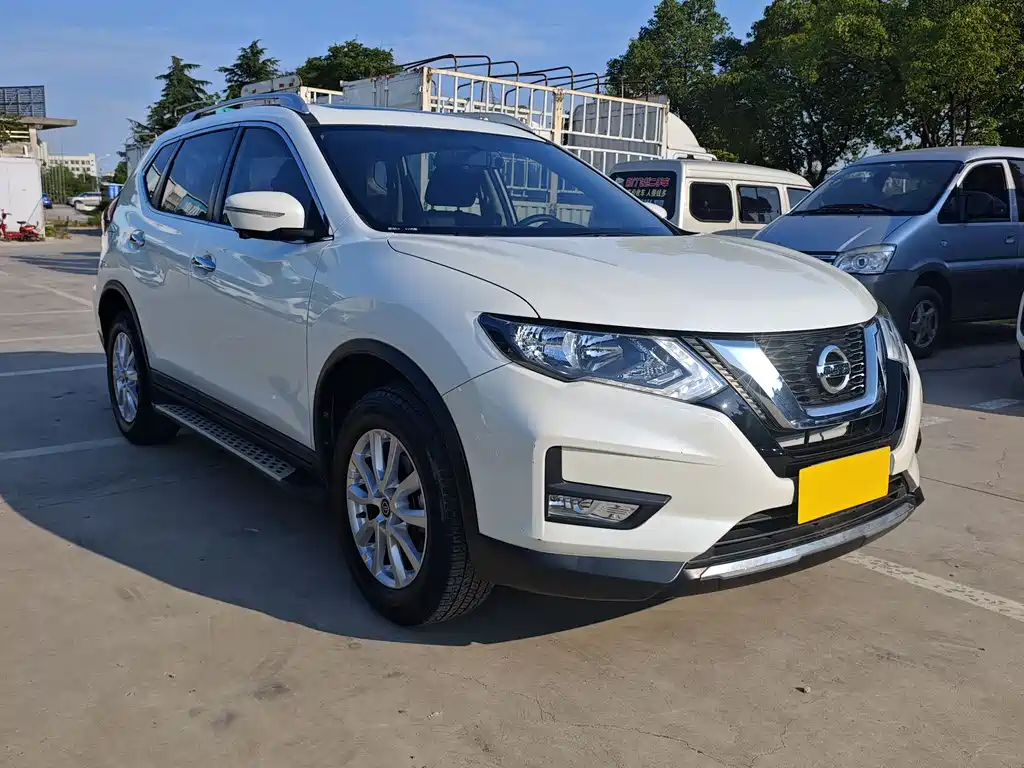 Nissan X-Trail 2018 — фото 3
