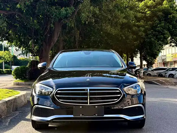 Mercedes-Benz E-Class 2021