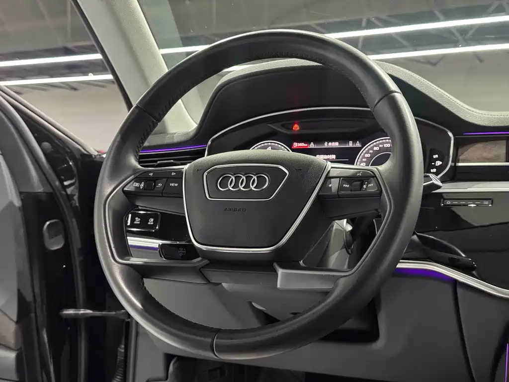 Audi A8 2019 — фото 11