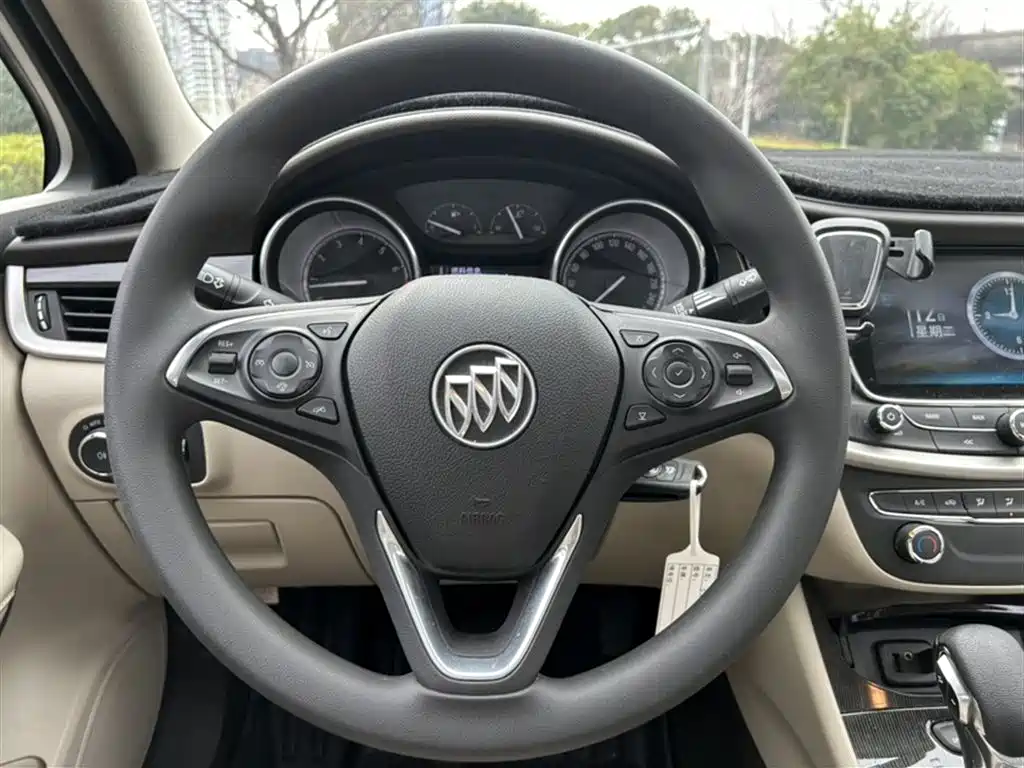 Buick Verano 2017 — фото 11