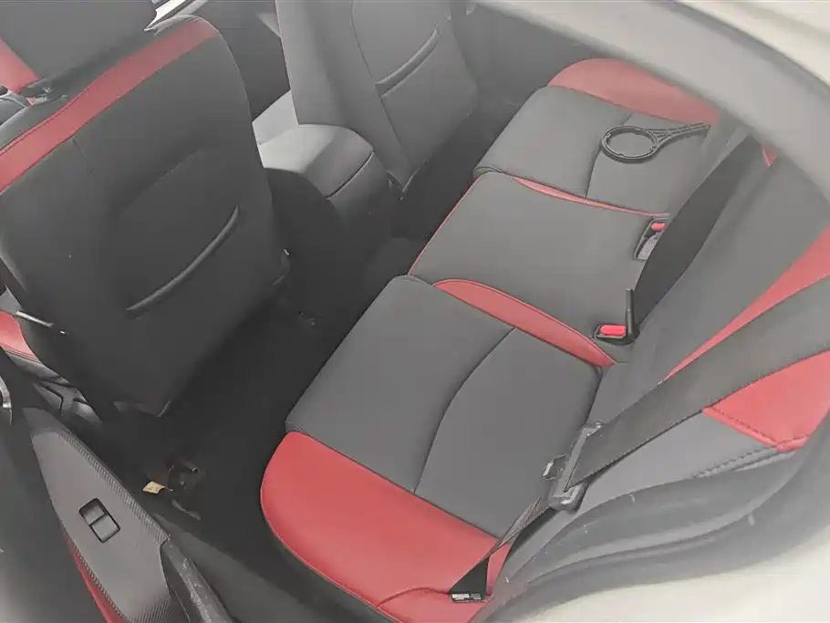 Mazda 3 Axela 2016 — фото 11