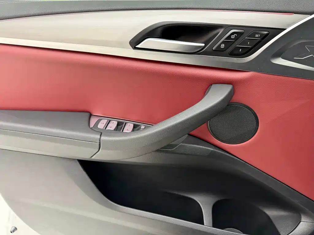 BMW X4 2023 — фото 16