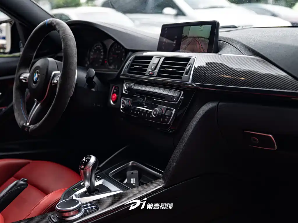 BMW M3 2018 — фото 10
