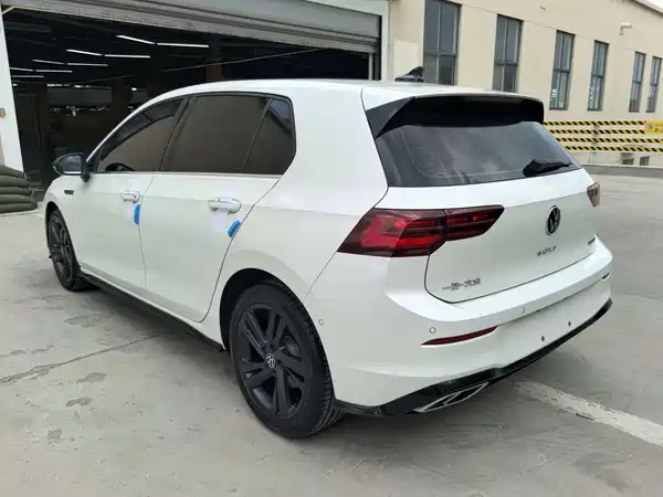 Volkswagen Golf 2023