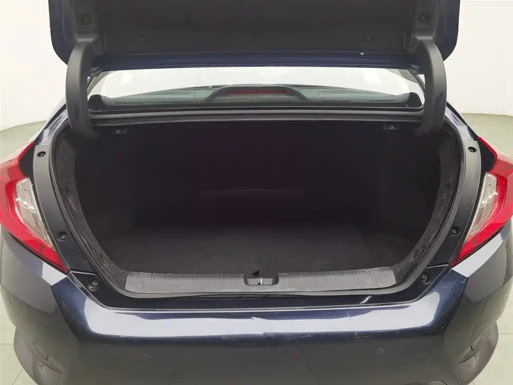 Honda Civic 2021 — фото 16