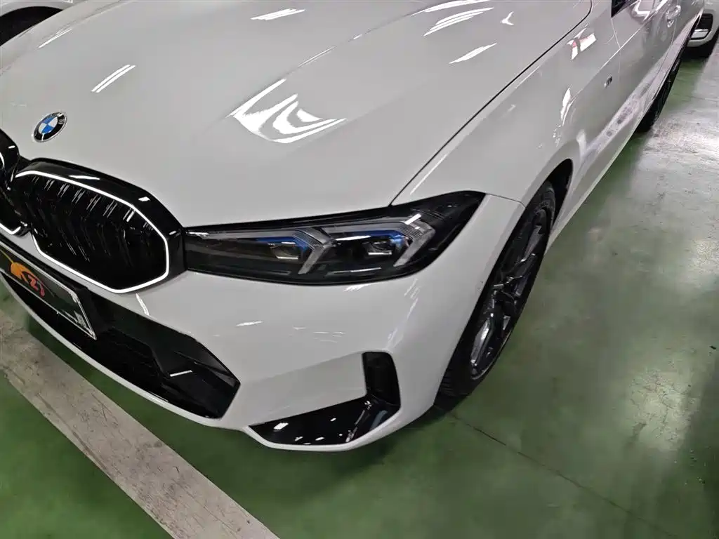 BMW 3 Series 2023 — фото 18