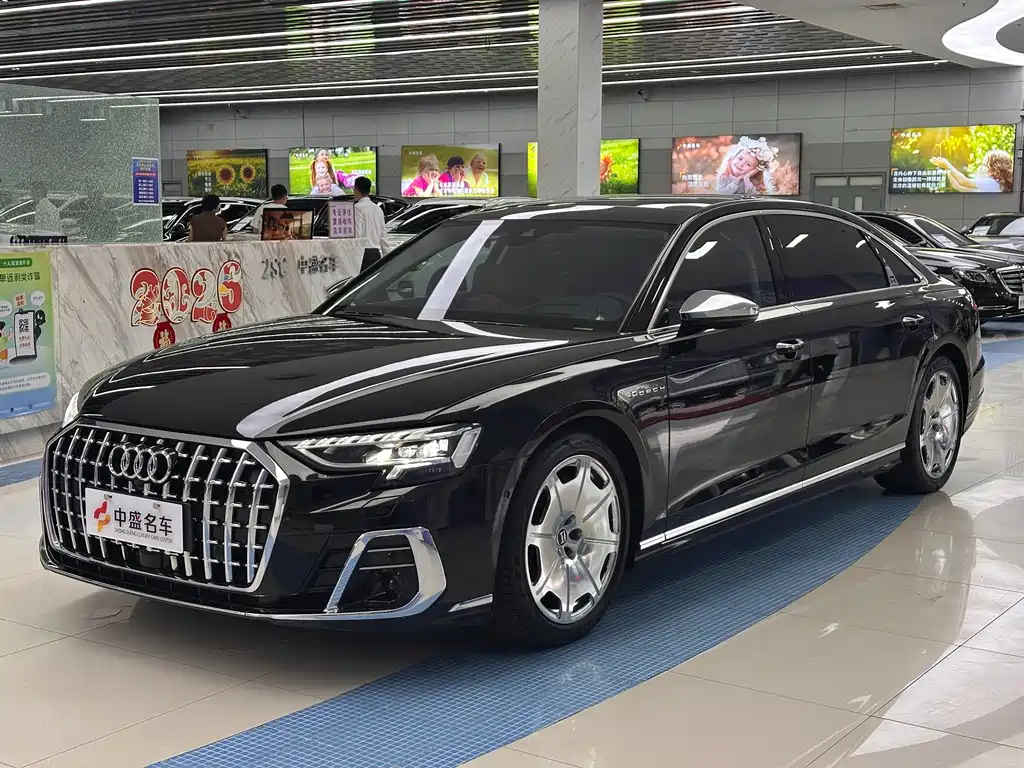 Audi A8 2024