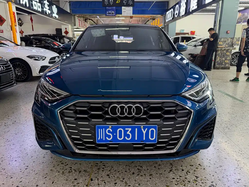 Audi A3 2022 — фото 2