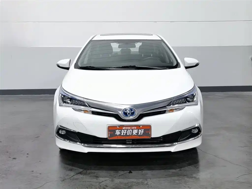 Toyota Corolla 2018 — фото 3