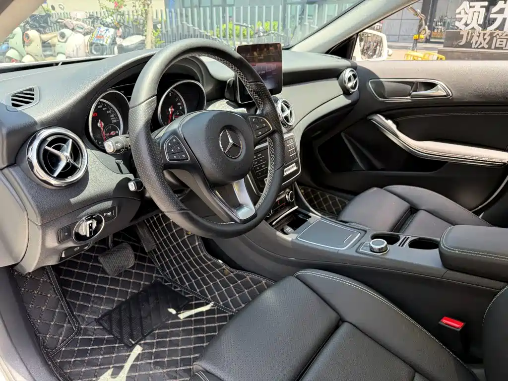 Mercedes-Benz GLA 2019