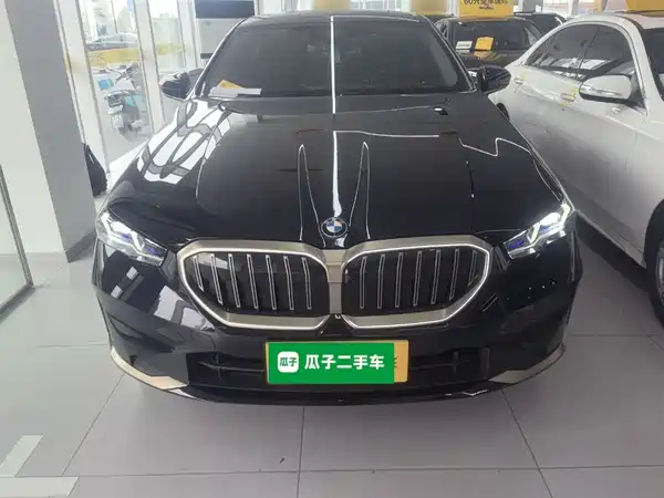 BMW 5 Series 2024