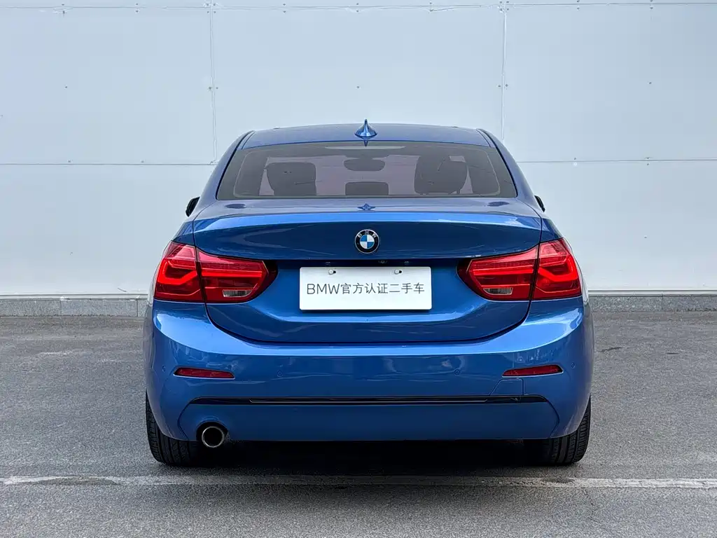 BMW 1 Series 2018 — фото 14