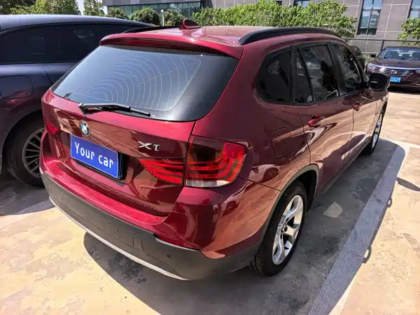 BMW X1 2011