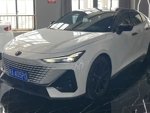 Changan UNI-V 2023