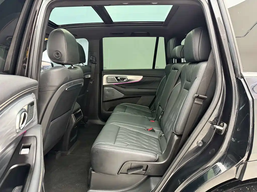 GAC Trumpchi GS8 2023 — фото 19