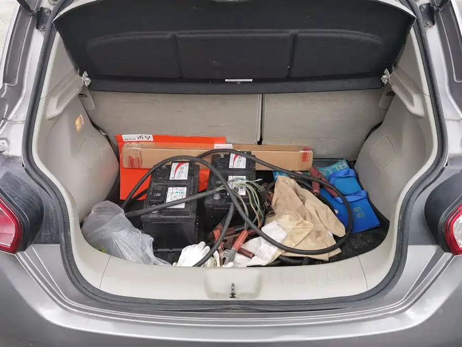 Nissan Tiida 2012