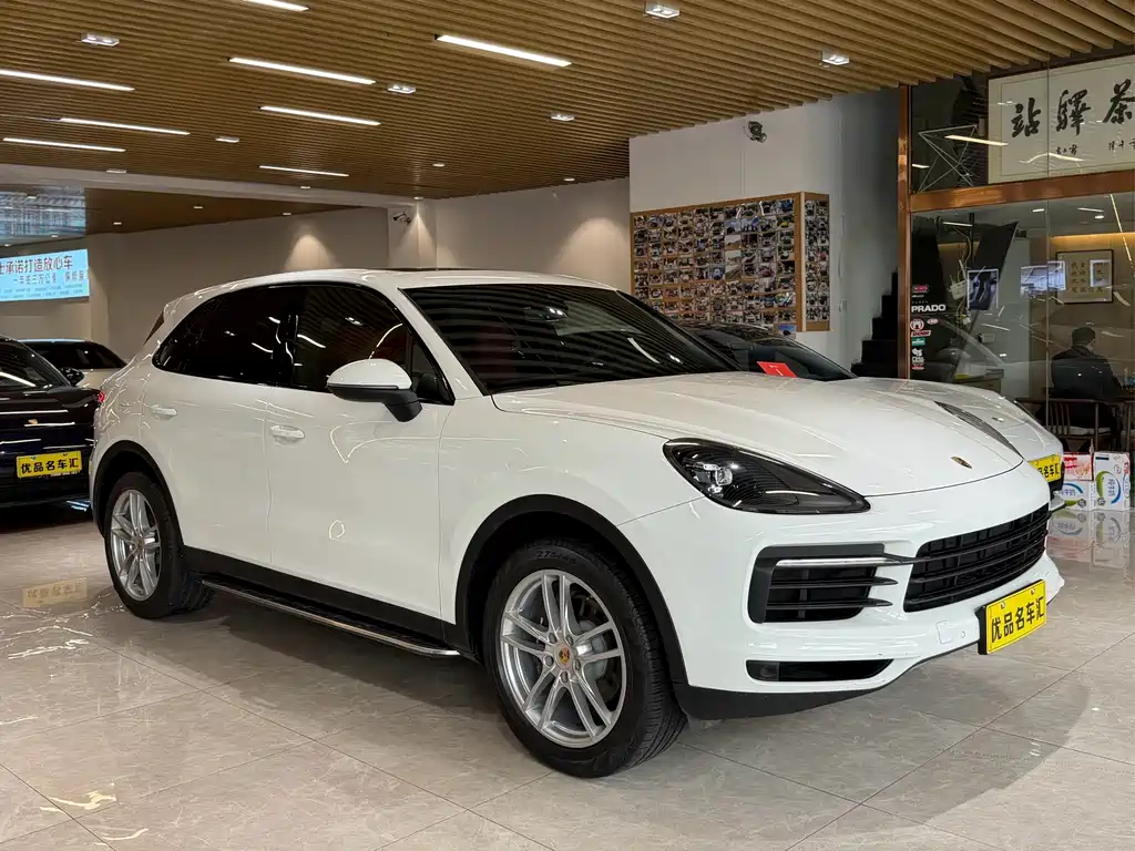 Porsche Cayenne 2019 — фото 3