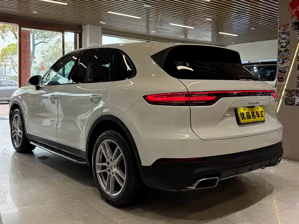 Porsche Cayenne 2019