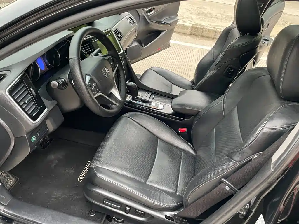 Honda Spirior 2016 — фото 10