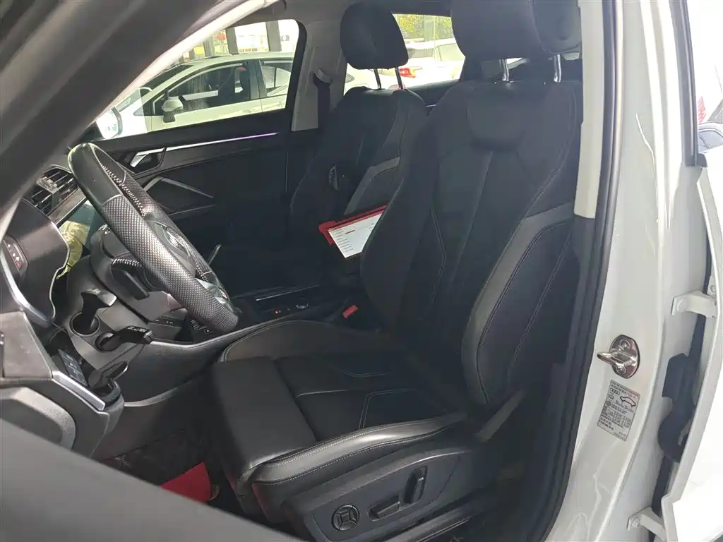 Audi Q3 Sportback 2022 — фото 12