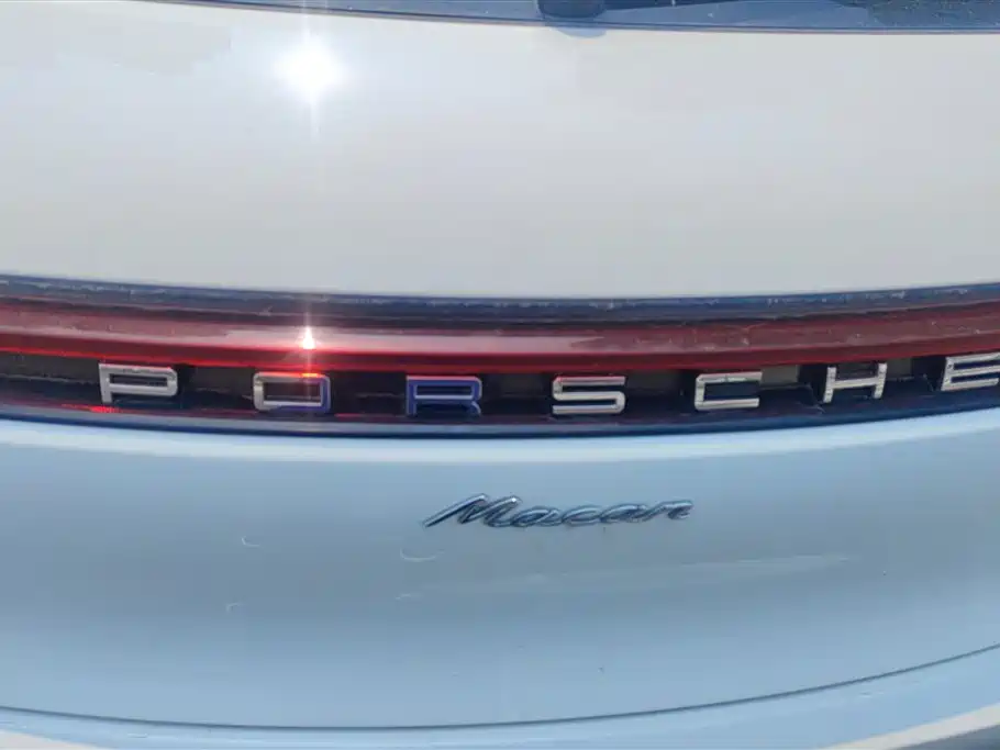 Porsche Macan 2023 — фото 4