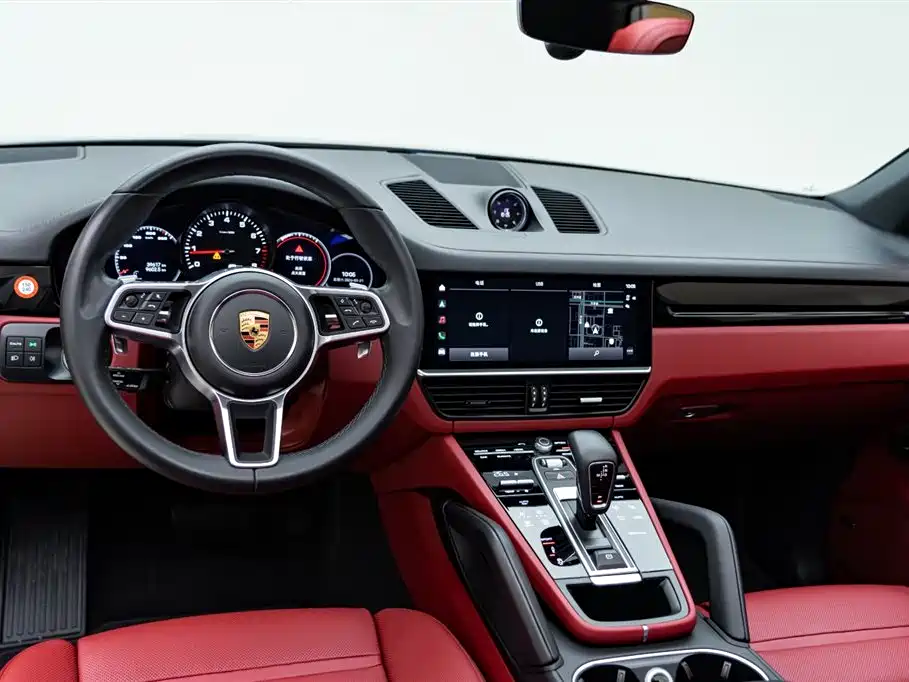 Porsche Cayenne 2022 — фото 13