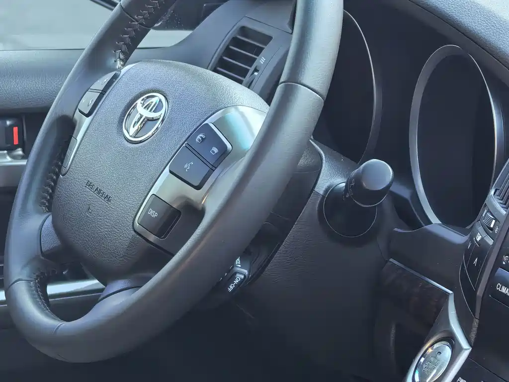 Toyota Land Cruiser 2014 — фото 14