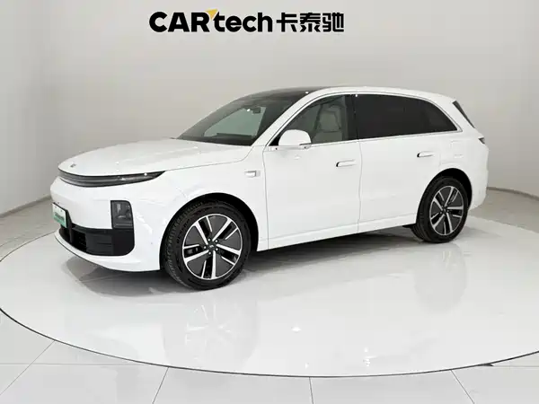 Li Auto L6 2025