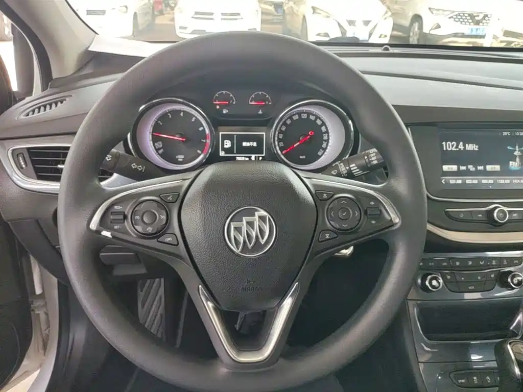 Buick Verano 2016 — фото 11