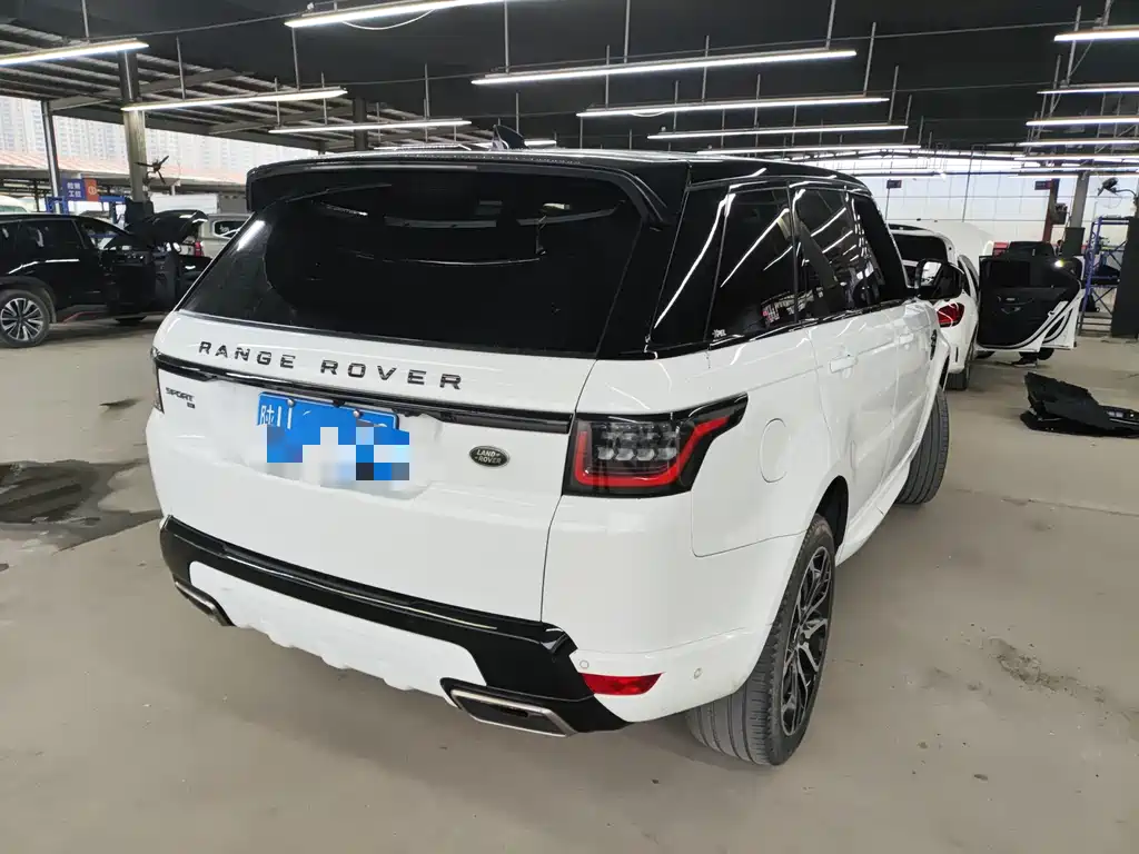 Land Rover Sport 2022 — фото 2