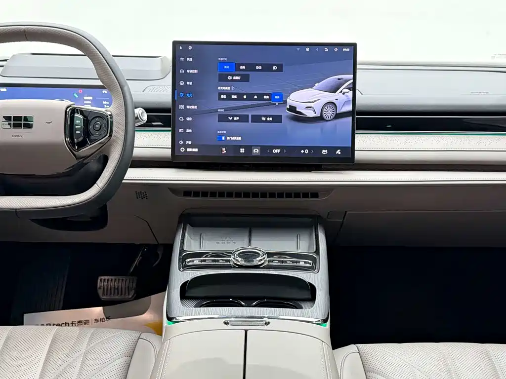 Geely Galaxy Starshine 8 2025 — фото 29