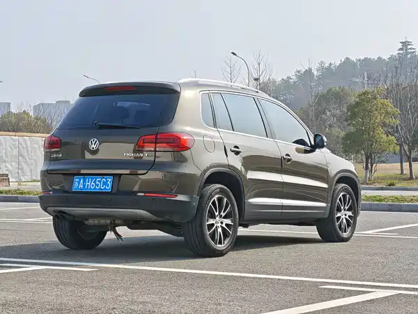 Volkswagen Tiguan 2015