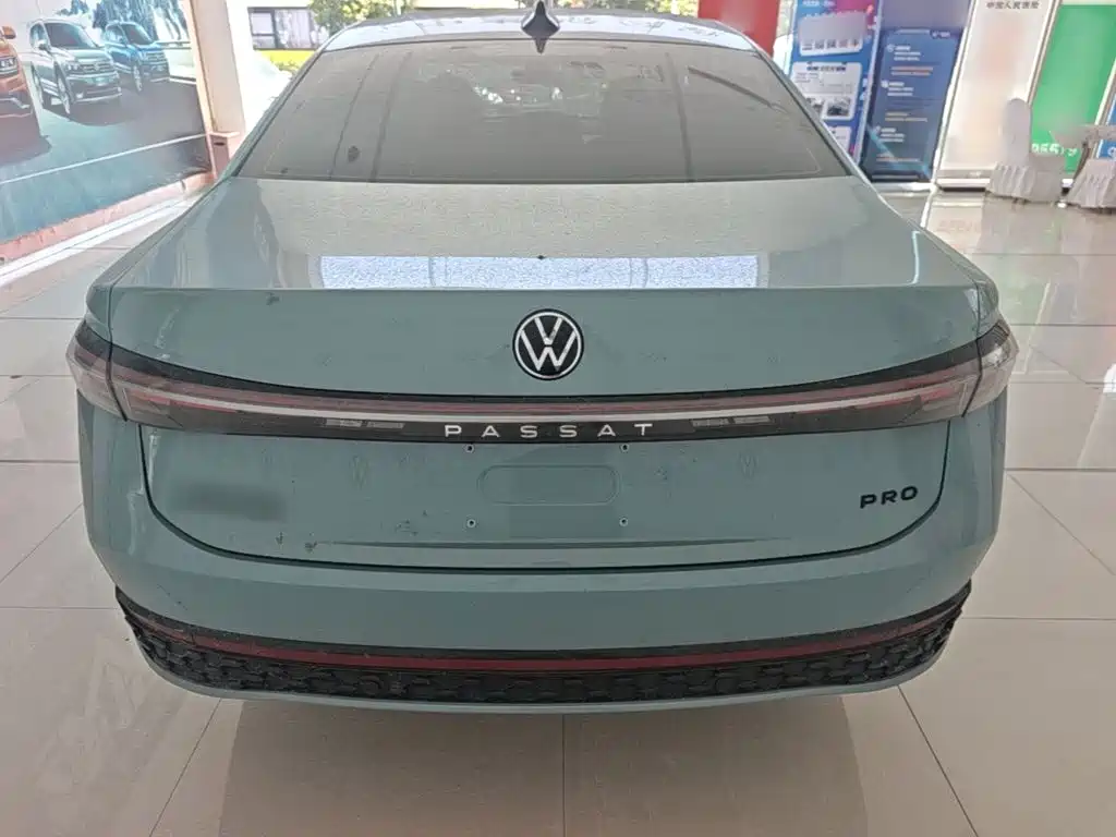 Volkswagen Passat 2024