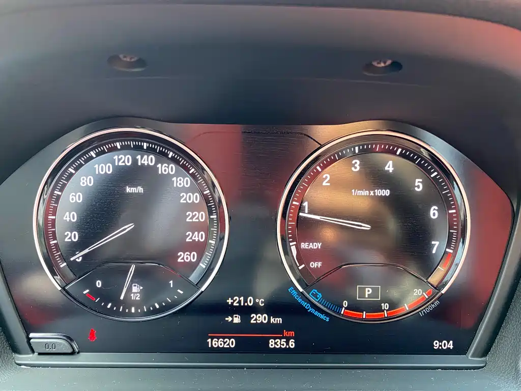 BMW 1 Series 2023 — фото 15