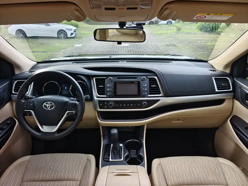 Toyota Highlander 2021