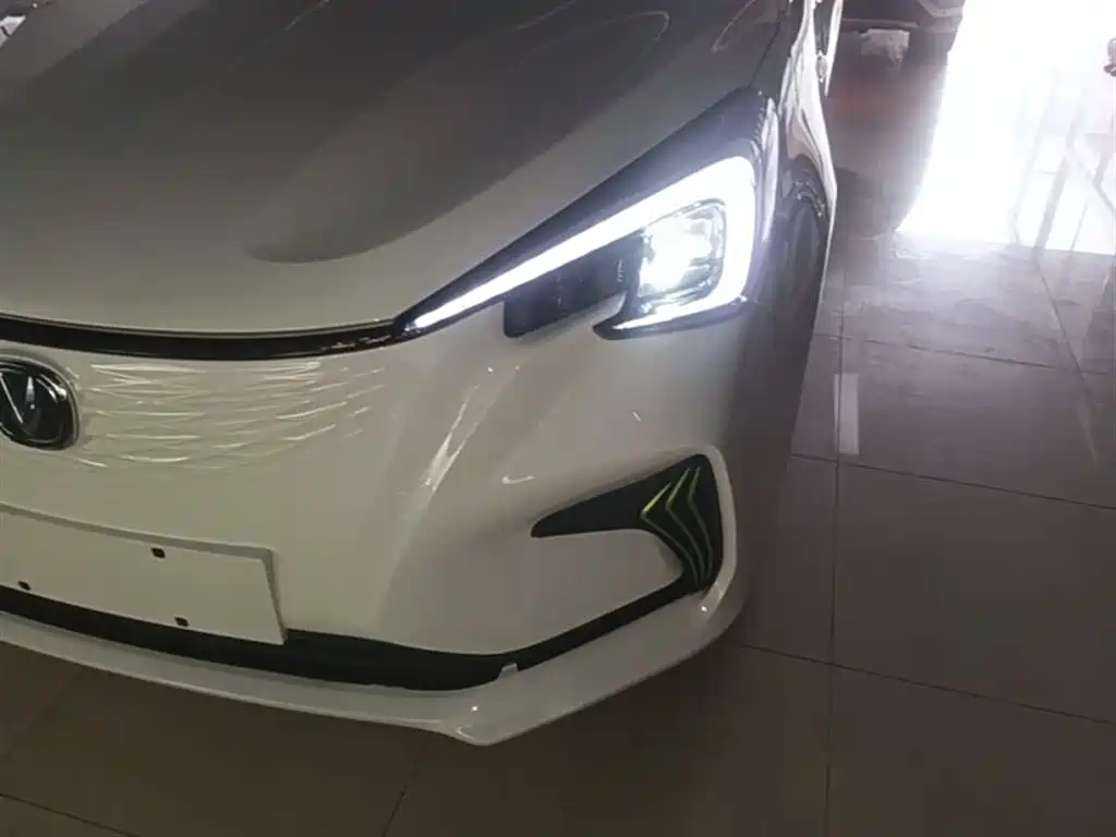 Changan Benben E-Star 2022 — фото 24